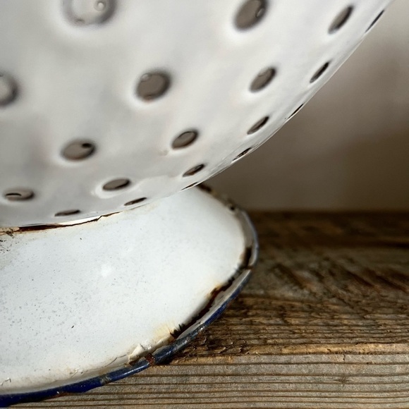 Enamelware colander antique - Picture 5 of 8